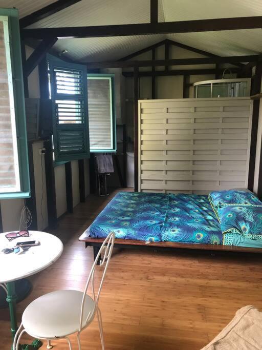 Charmant Bungalow Avec Piscine Saint-Joseph Eksteriør billede